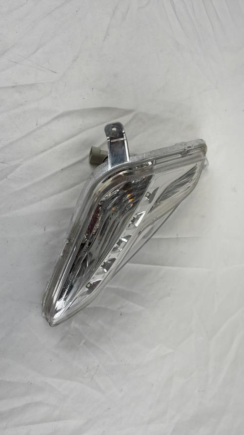 pièce détachée occasion Clignotant avant droit PIAGGIO