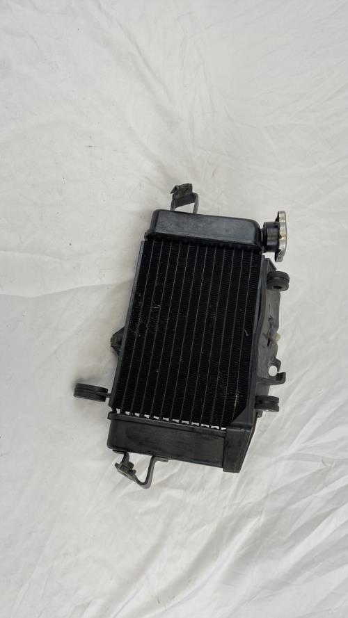 pièce détachée occasion Radiateur eau YAMAHA