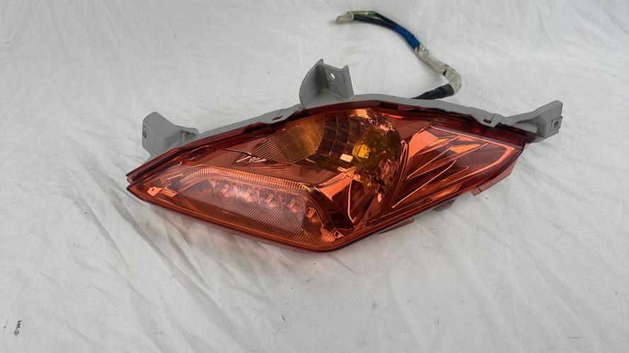 pièce détachée occasion Feu arriere gauche YAMAHA