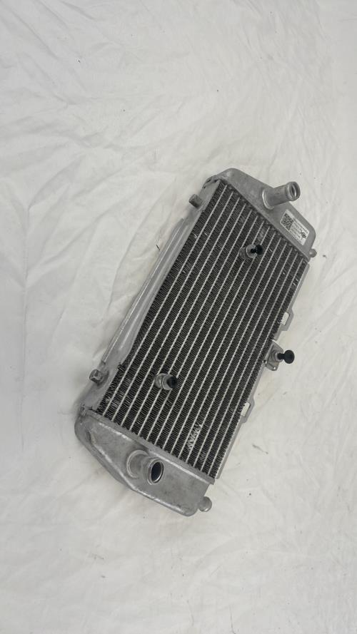 pièce détachée occasion Radiateur eau PIAGGIO