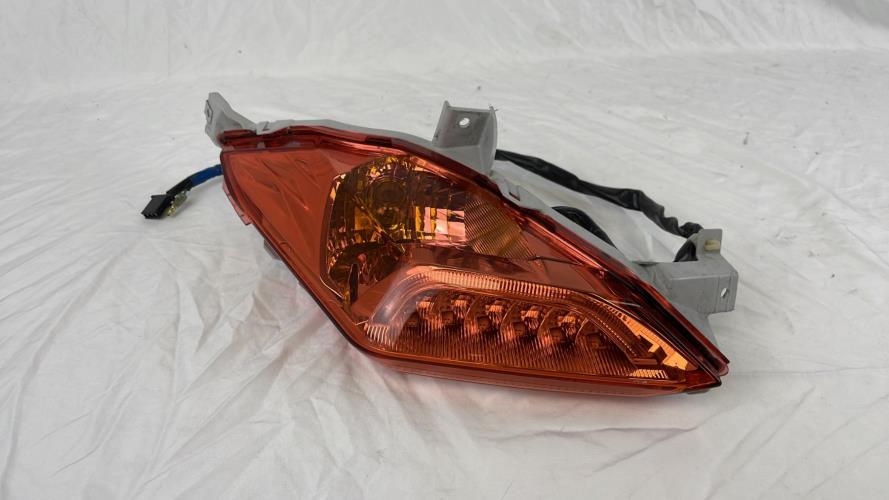 pièce détachée occasion Feu arriere droit YAMAHA