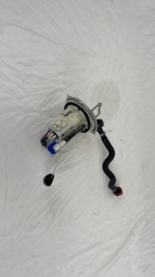 pièce détachée occasion Pompe + jauge à essence YAMAHA