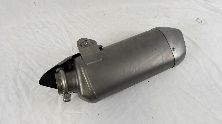 pièce détachée occasion Silencieux (echappement) YAMAHA