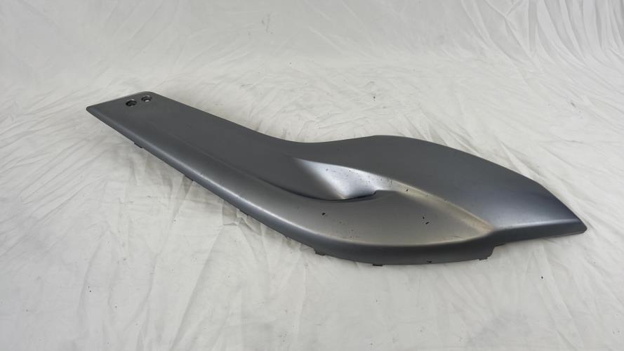pièce détachée occasion Cache lateral droit YAMAHA