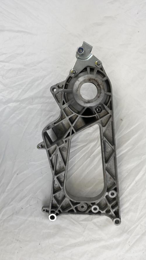 pièce détachée occasion Bras support pot echappement