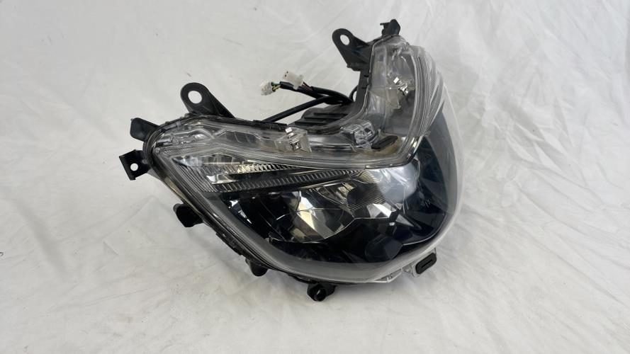 pièce détachée occasion Optique (feux)(phare) YAMAHA