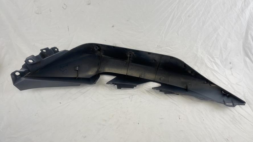 pièce détachée occasion Cache carenage coque arriere gauche YAMAHA