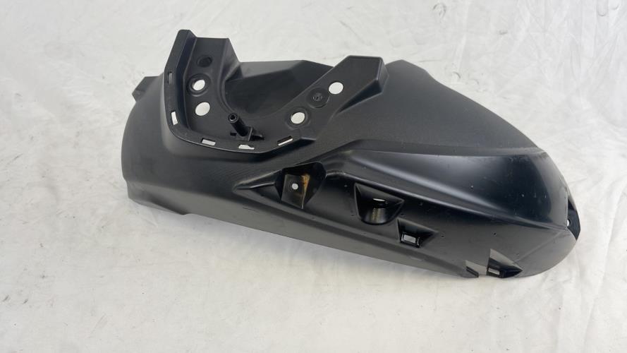 pièce détachée occasion Garde boue avant YAMAHA