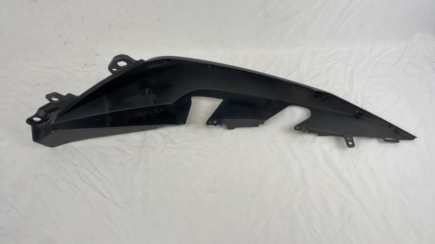 pièce détachée occasion Cache carenage coque arriere gauche YAMAHA