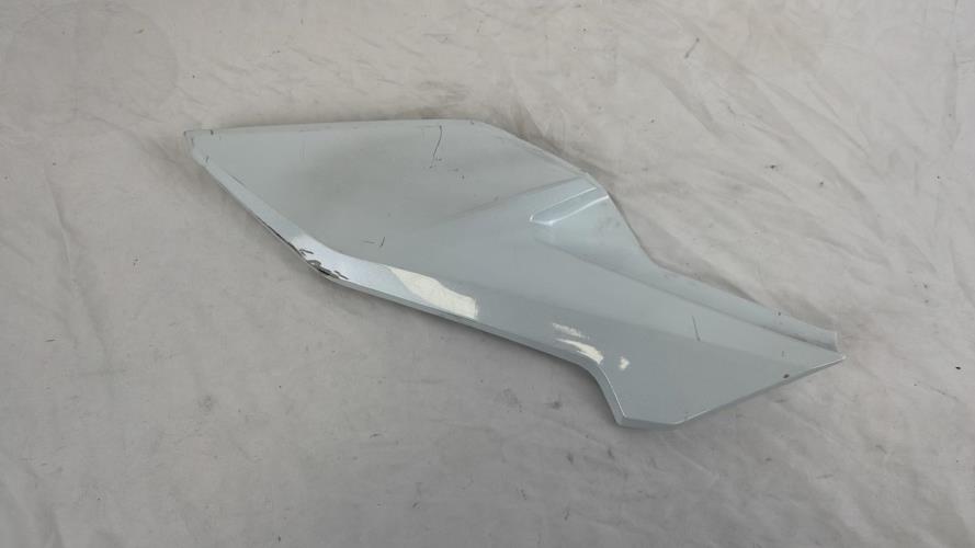 pièce détachée occasion Cache lateral gauche HONDA