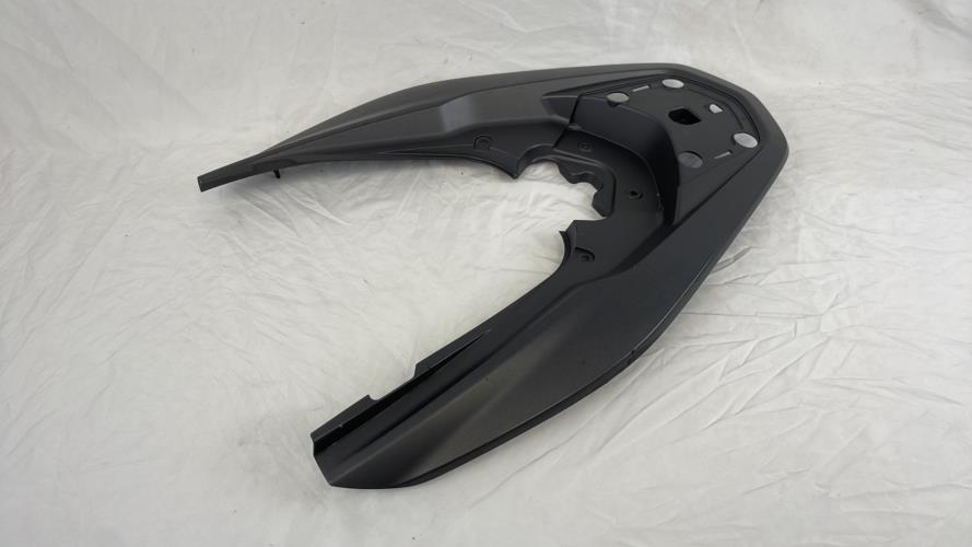 pièce détachée occasion Cache jonction coque arriere HONDA