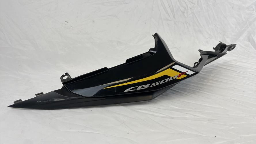 pièce détachée occasion Cache carenage coque arriere droit HONDA