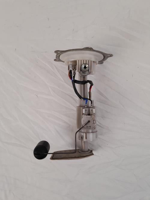pièce détachée occasion Pompe + jauge à essence YAMAHA