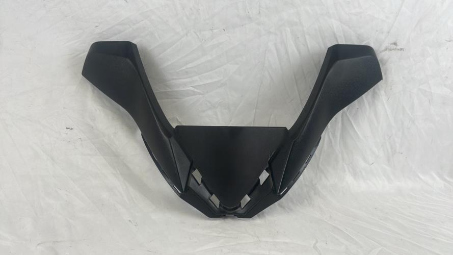 pièce détachée occasion Cache carenage v avant YAMAHA