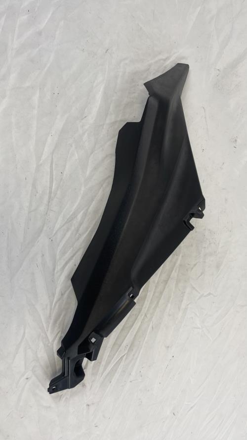 pièce détachée occasion Demie coque arriere droit YAMAHA