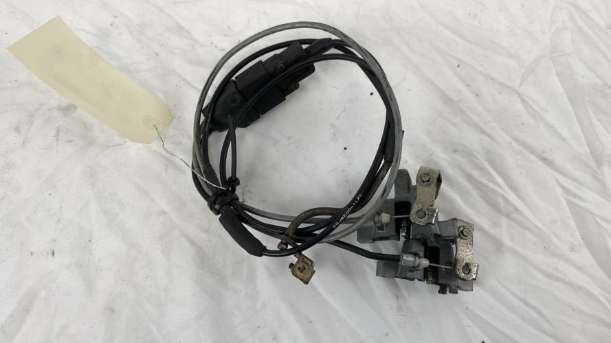 pièce détachée occasion Cable verrouillage selle YAMAHA