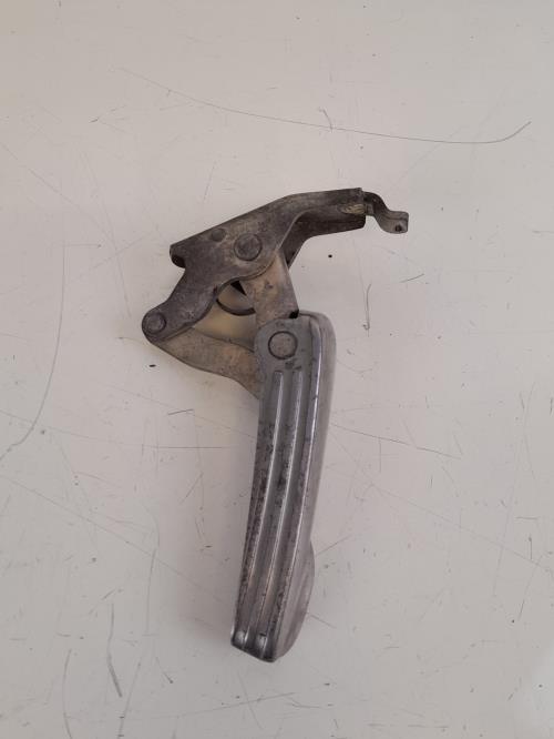 pièce détachée occasion Repose pieds arriere droit