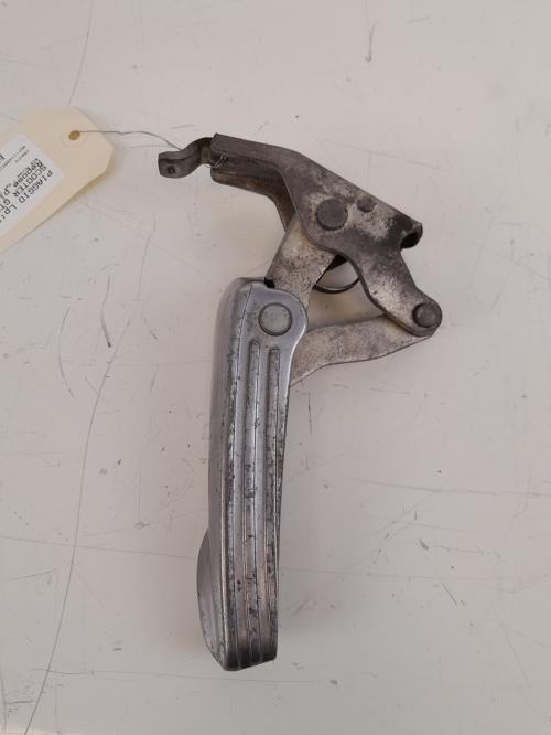 pièce détachée occasion Repose pieds arriere gauche