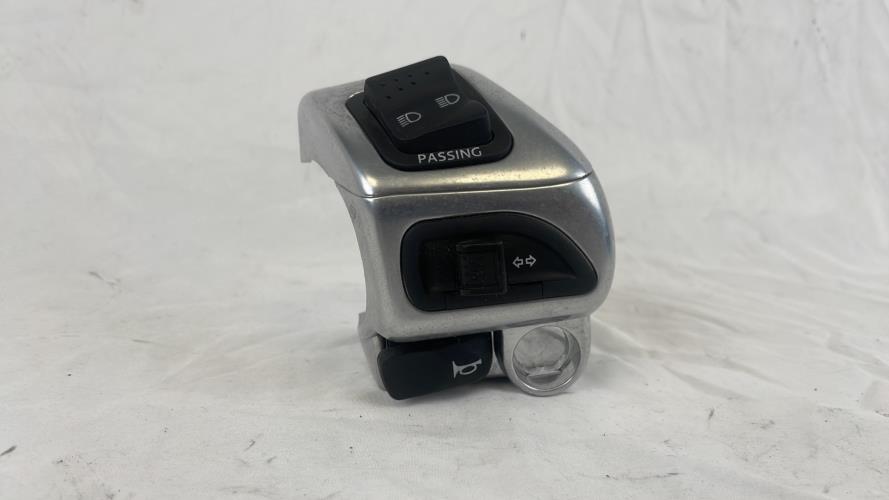 pièce détachée occasion Commodo gauche