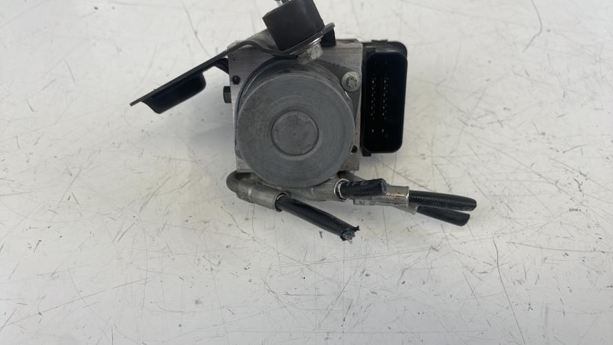 pièce détachée occasion Centrale abs KTM