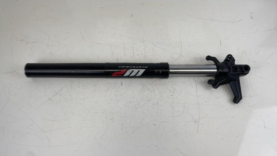 pièce détachée occasion Tube de fourche gauche KTM