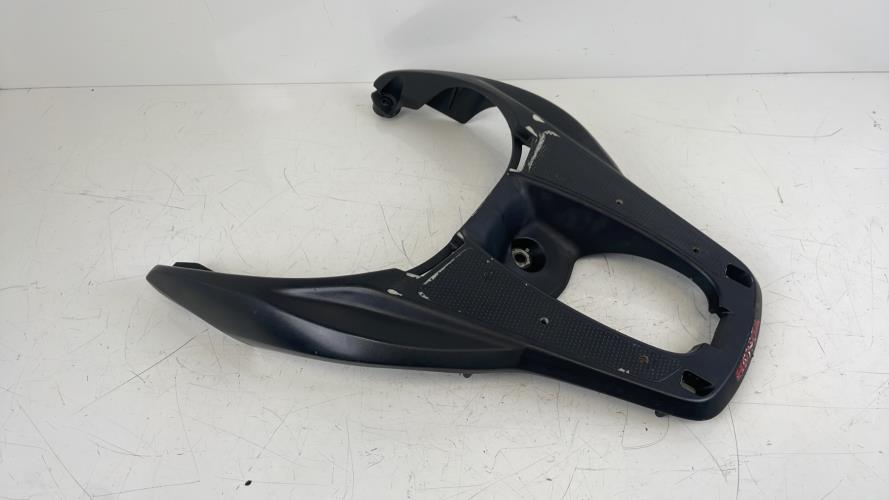 pièce détachée occasion Support top case HONDA