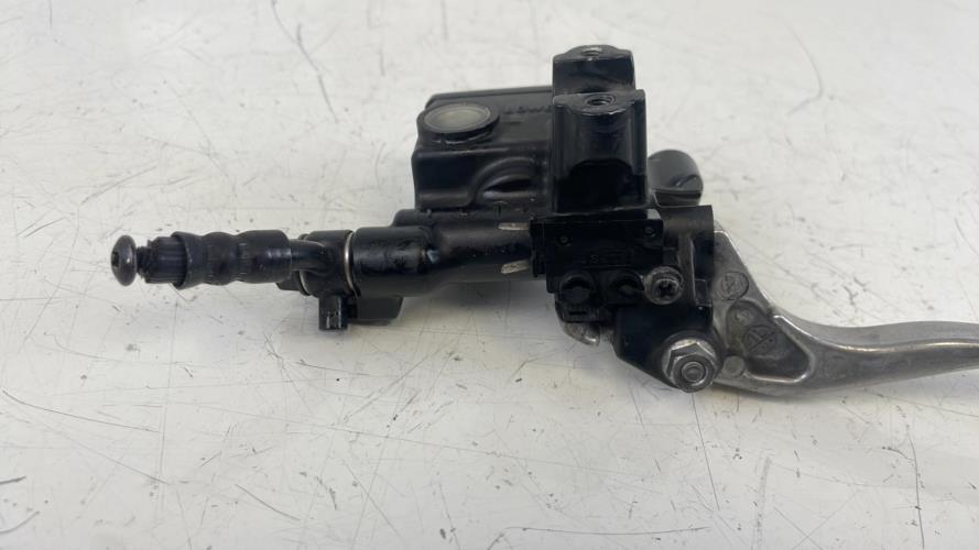 pièce détachée occasion Maitre cylindre frein avant HONDA
