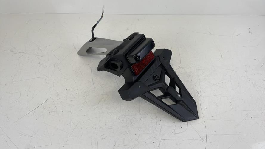 pièce détachée occasion Support de plaque et eclairage HONDA