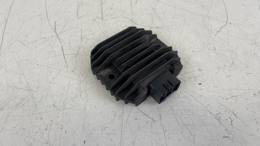pièce détachée occasion Regulateur charge batterie MBK