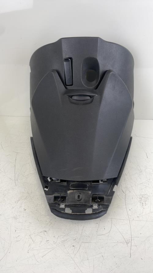 pièce détachée occasion Tablier avant PIAGGIO