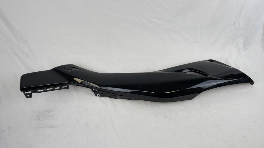 pièce détachée occasion Cache lateral droit YAMAHA
