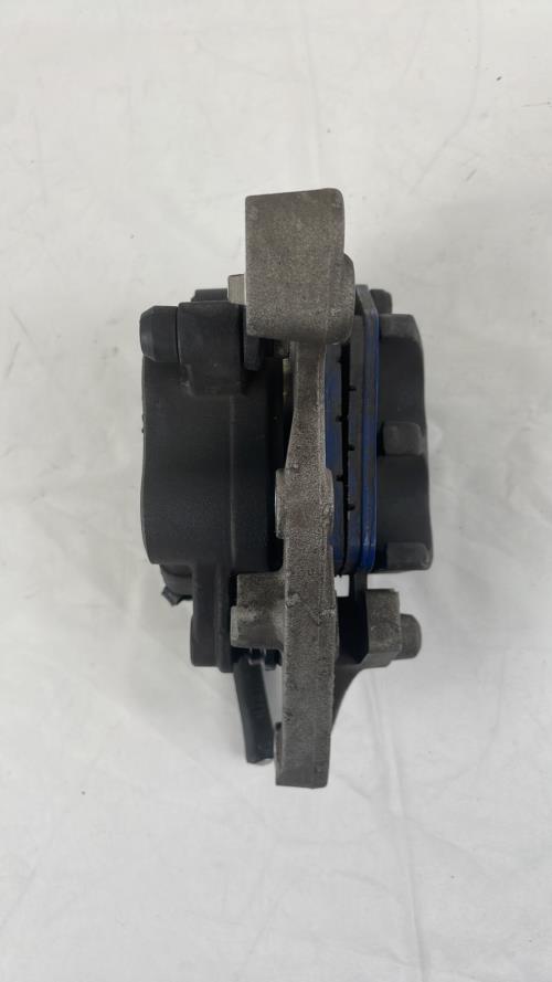 pièce détachée occasion Etrier de frein avant HONDA