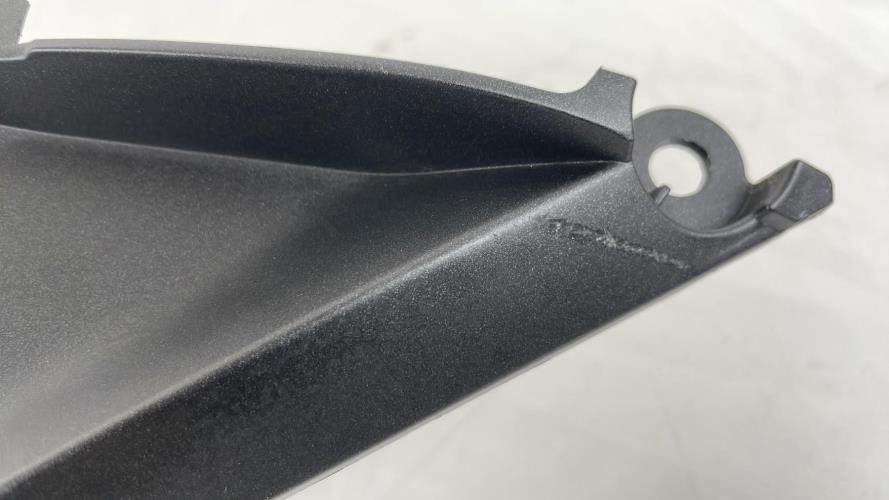 pièce détachée occasion Cache lateral gauche