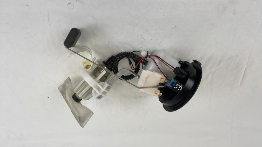 pièce détachée occasion Pompe a essence BMW