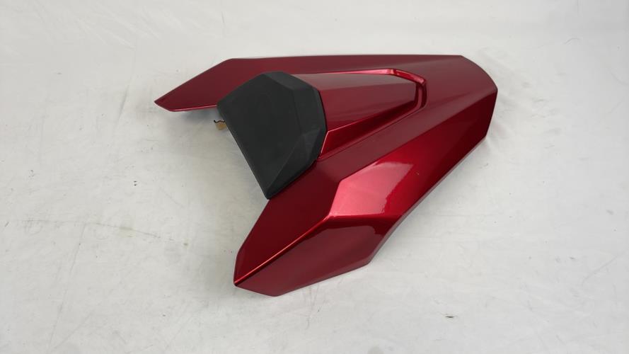 pièce détachée occasion Capot de selle HONDA