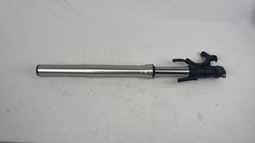 pièce détachée occasion Fourreau fourche droit HONDA