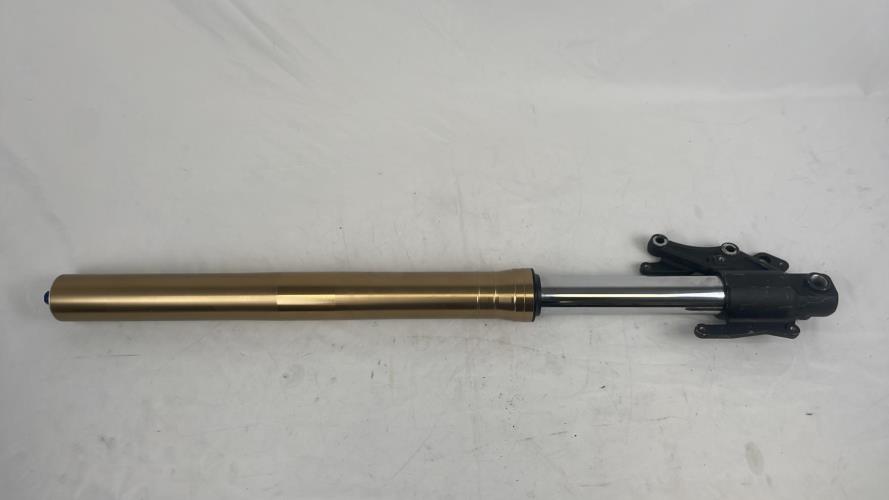 pièce détachée occasion Tube de fourche gauche TRIUMPH