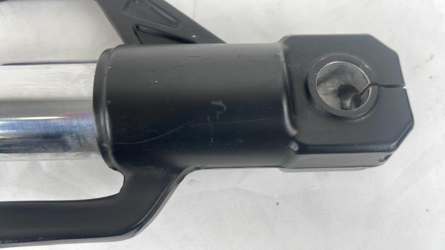 pièce détachée occasion Tube de fourche droit