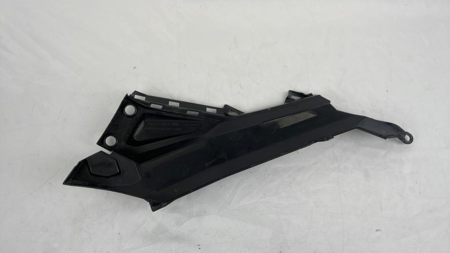 pièce détachée occasion Cache carenage coque arriere droit HONDA