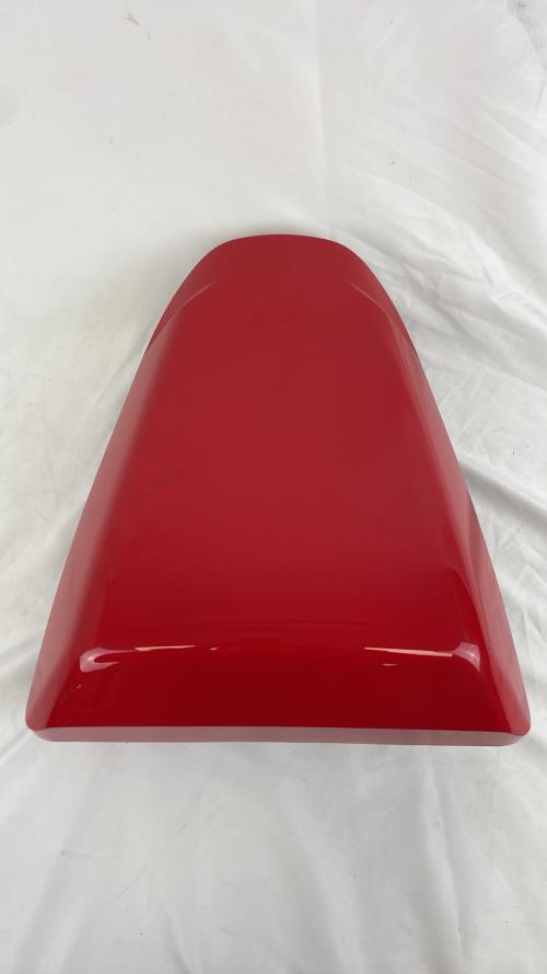 pièce détachée occasion Capot de selle HONDA