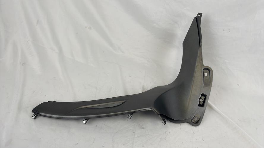 pièce détachée occasion Cache lateral gauche PIAGGIO