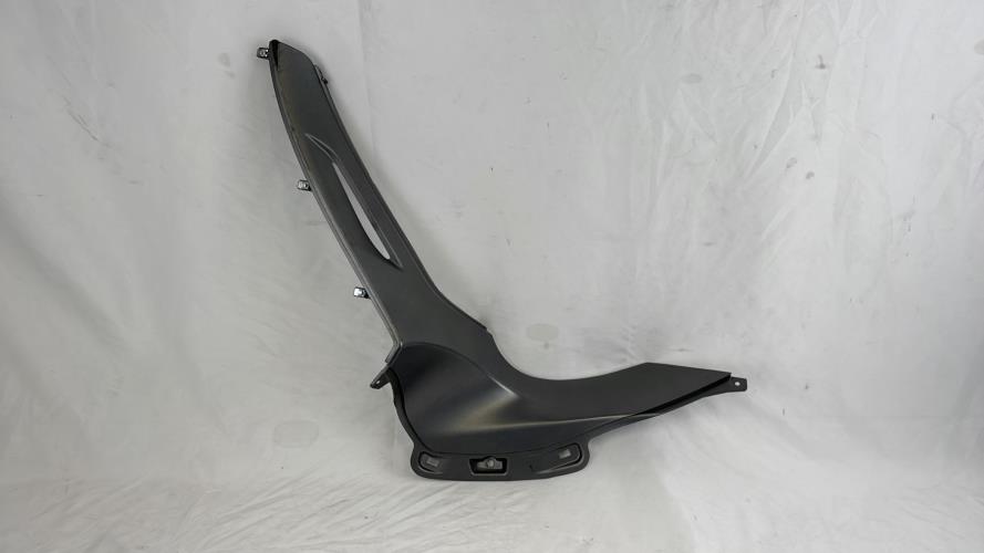 pièce détachée occasion Cache lateral gauche PIAGGIO