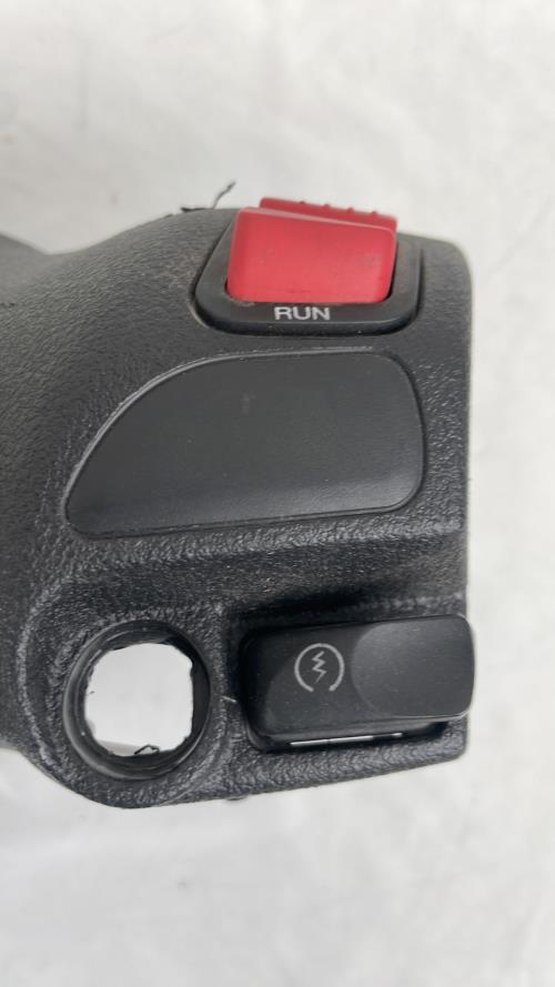 pièce détachée occasion Cache guidon arriere PIAGGIO
