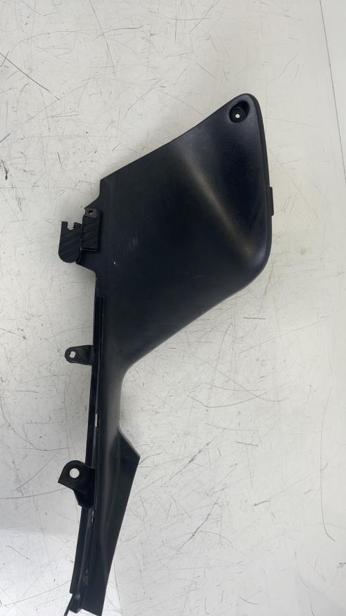 pièce détachée occasion Cache lateral gauche YAMAHA