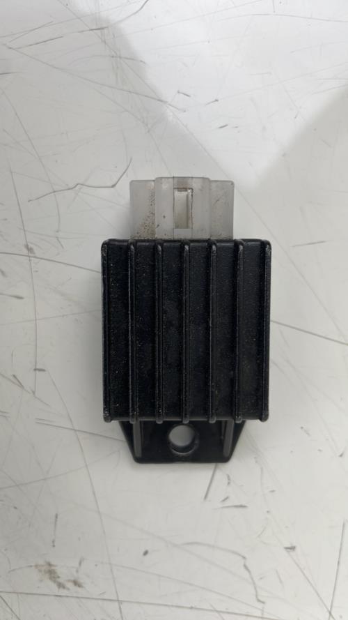 pièce détachée occasion Regulateur charge batterie PEUGEOT