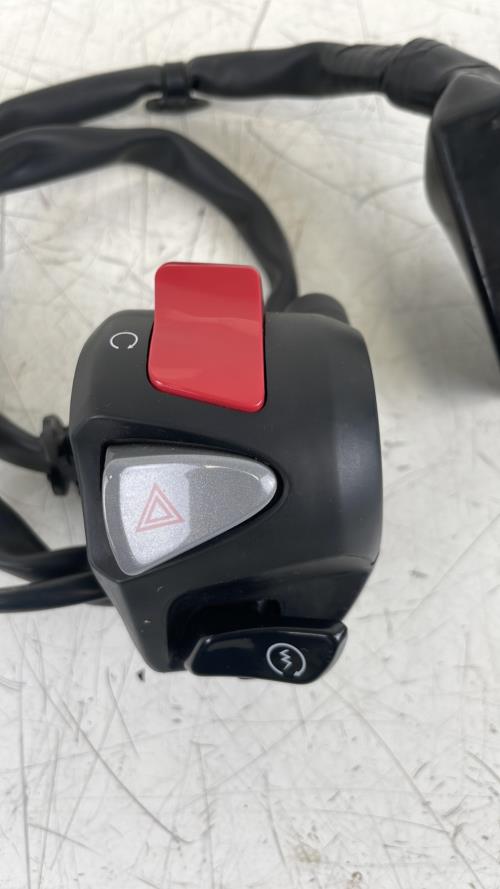pièce détachée occasion Commodo droit HONDA