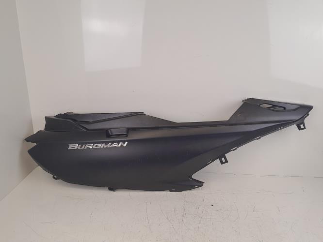 pièce détachée occasion Cache carenage coque arriere droit SUZUKI