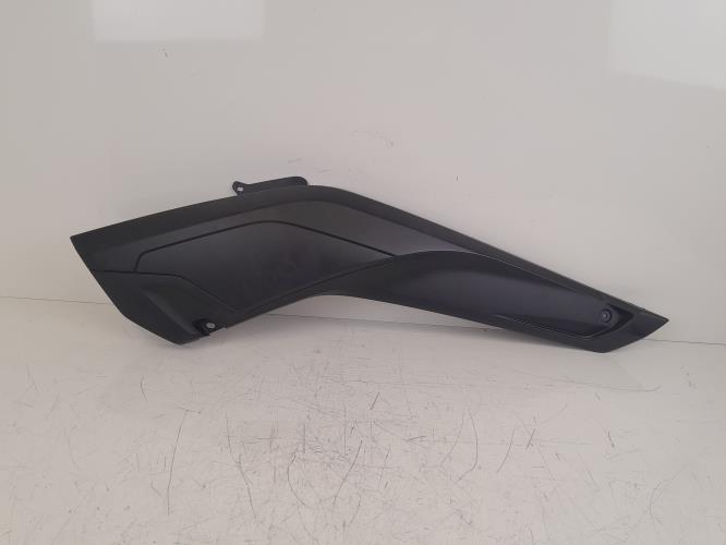 pièce détachée occasion Cache lateral droit YAMAHA