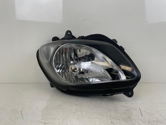 pièce détachée occasion Optique avant droit (feux)(phare) SUZUKI