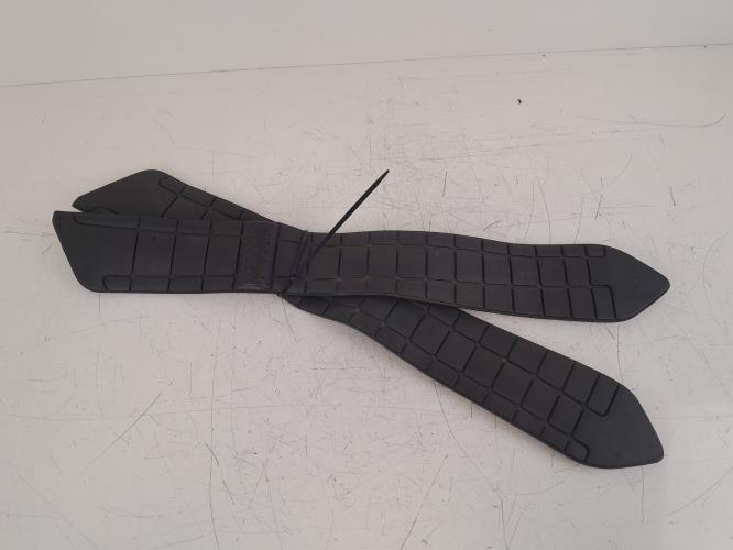 pièce détachée occasion Tapis de sol SUZUKI